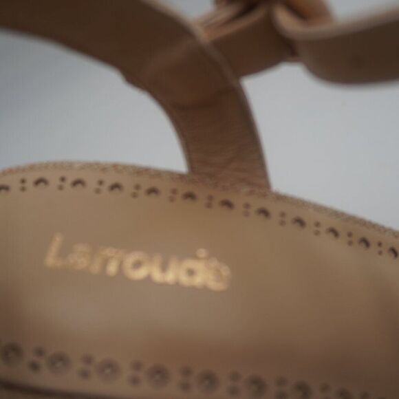 Larroude Magnolia Wedge/ Ivory Leather. Handmade, Stylish, Fashion/Chic Size 8.5 - Picture 7 of 11